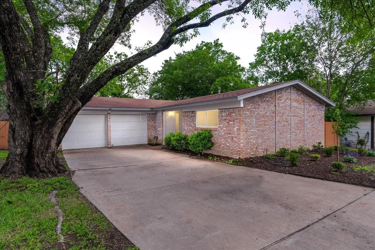 9807 Dallum Dr, Austin, TX 78753 - #1