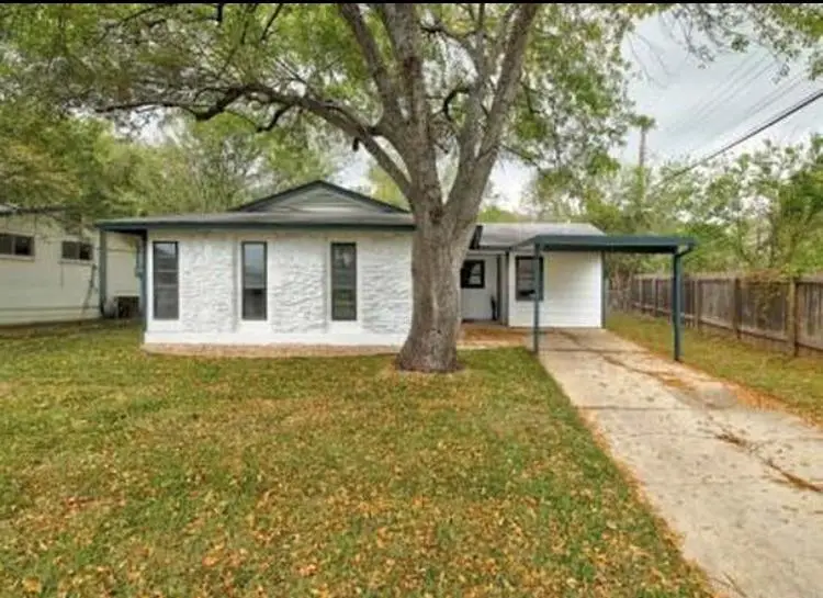 2906 Burning Oak Dr, Austin, TX 78704 - Image #2