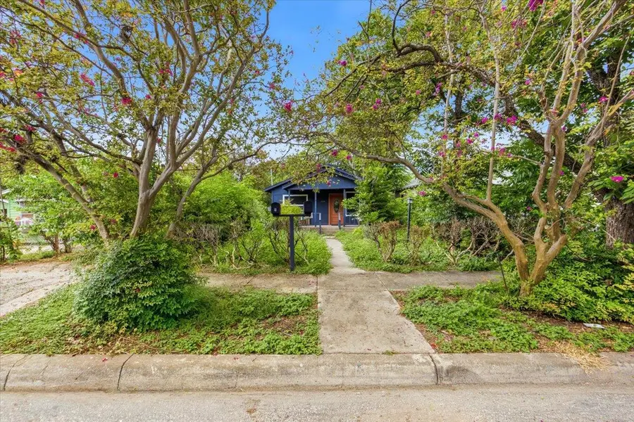 1920 Leal St #A & B, San Antonio, TX 78207 - #2