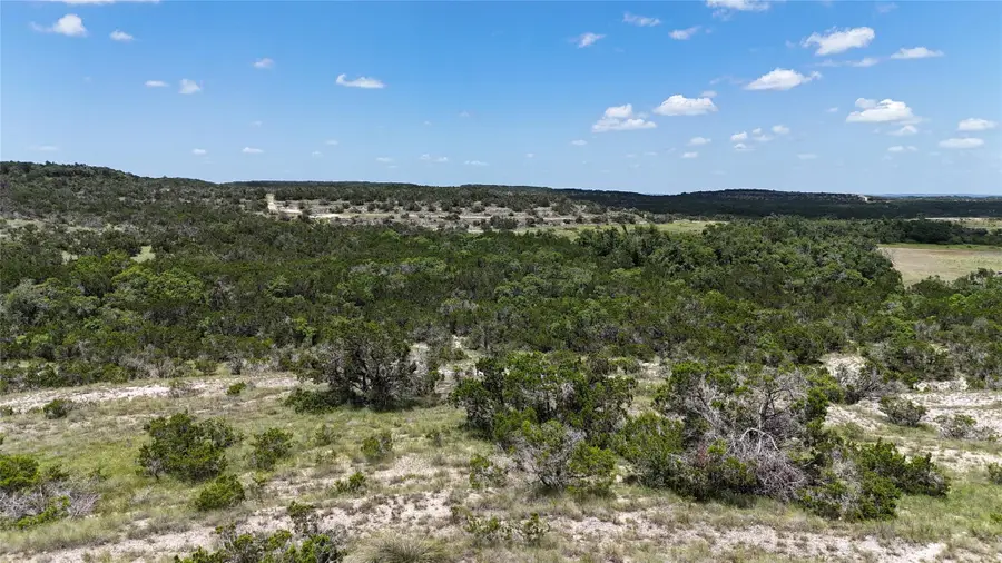 1136 Lakeside Dr, Wimberley, TX 78676 - #2