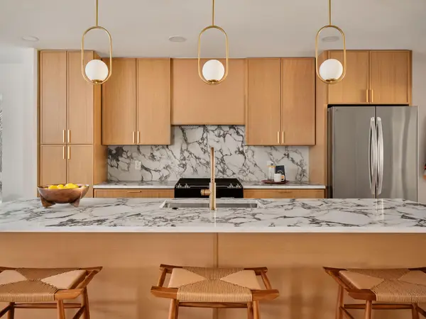 620 Amesbury Ln, Austin, TX 78752