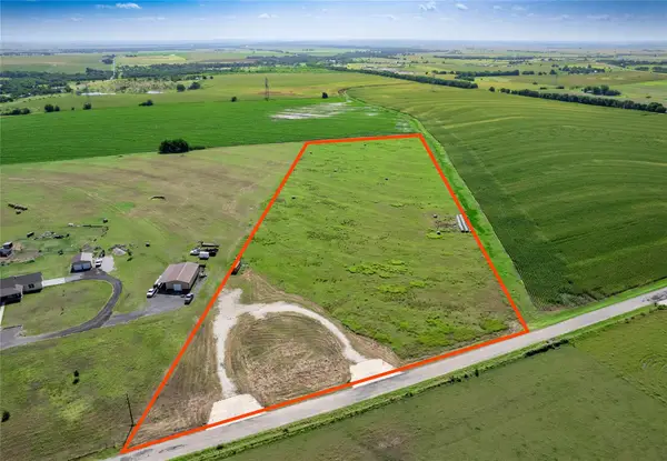 500 County Rd 161, Granger, TX 76530