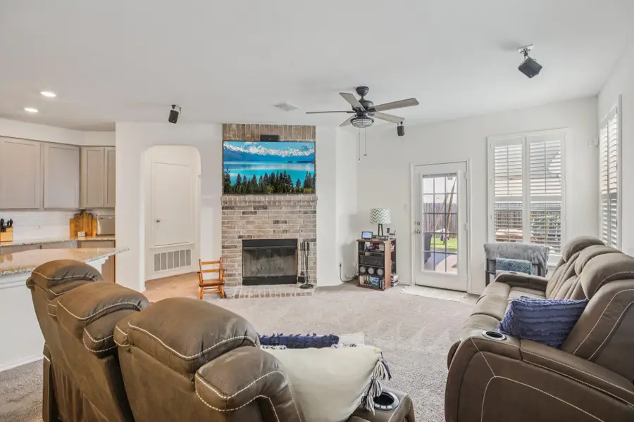 657 Bailey Park Dr, Jarrell, TX 76537 - #3