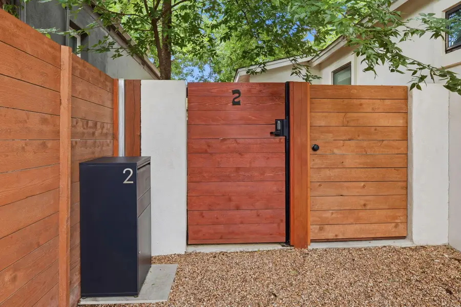 2519 E 4th St #2, Austin, TX 78702 - #2