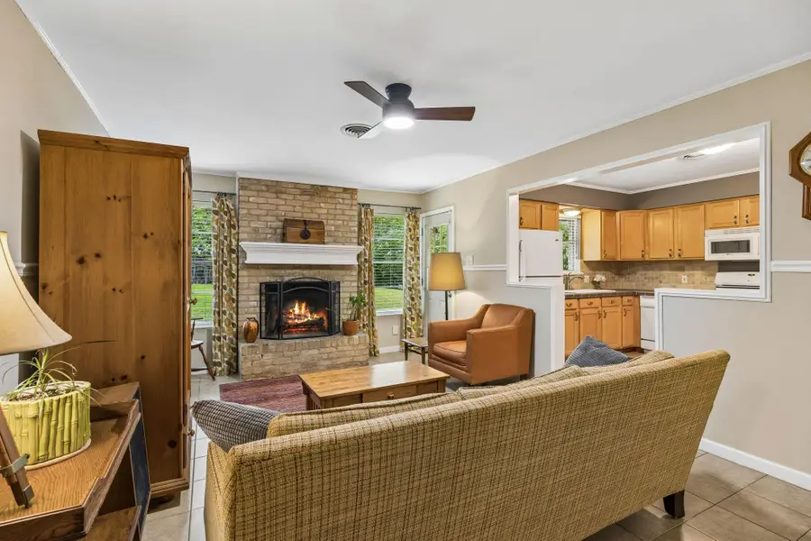 6902 Notre Dame Dr, Austin, TX 78723 - #3
