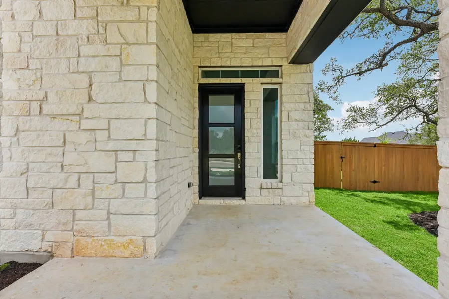 216 Comfort Dr, Buda, TX 78610 - #2