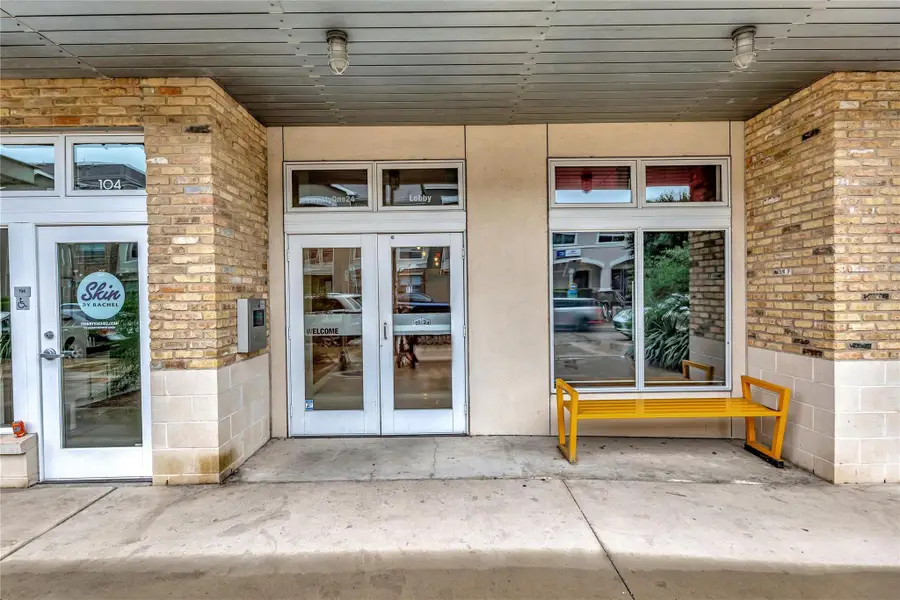 2124 E 6th St #305, Austin, TX 78702 - Image #3
