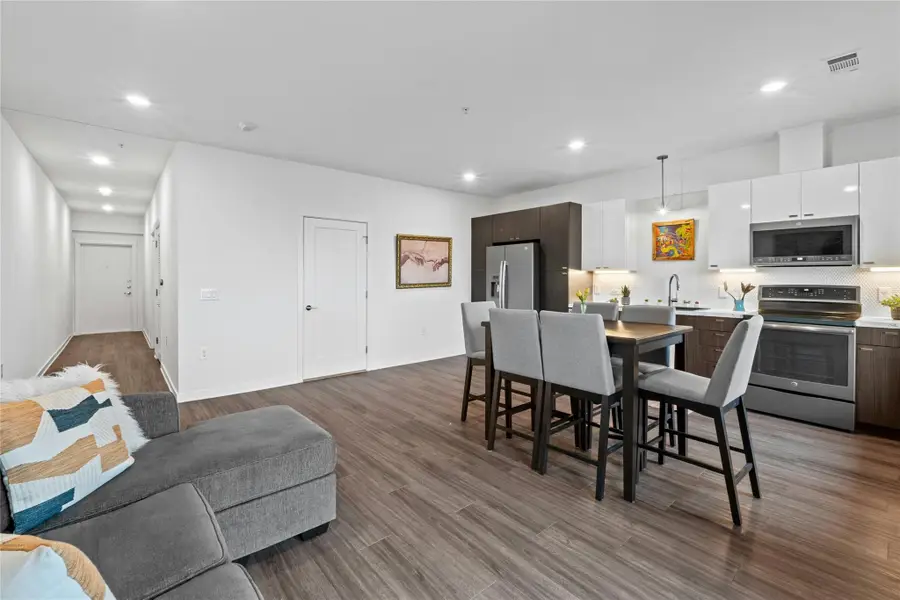 4361 S Congress Ave #402, Austin, TX 78745 - #3