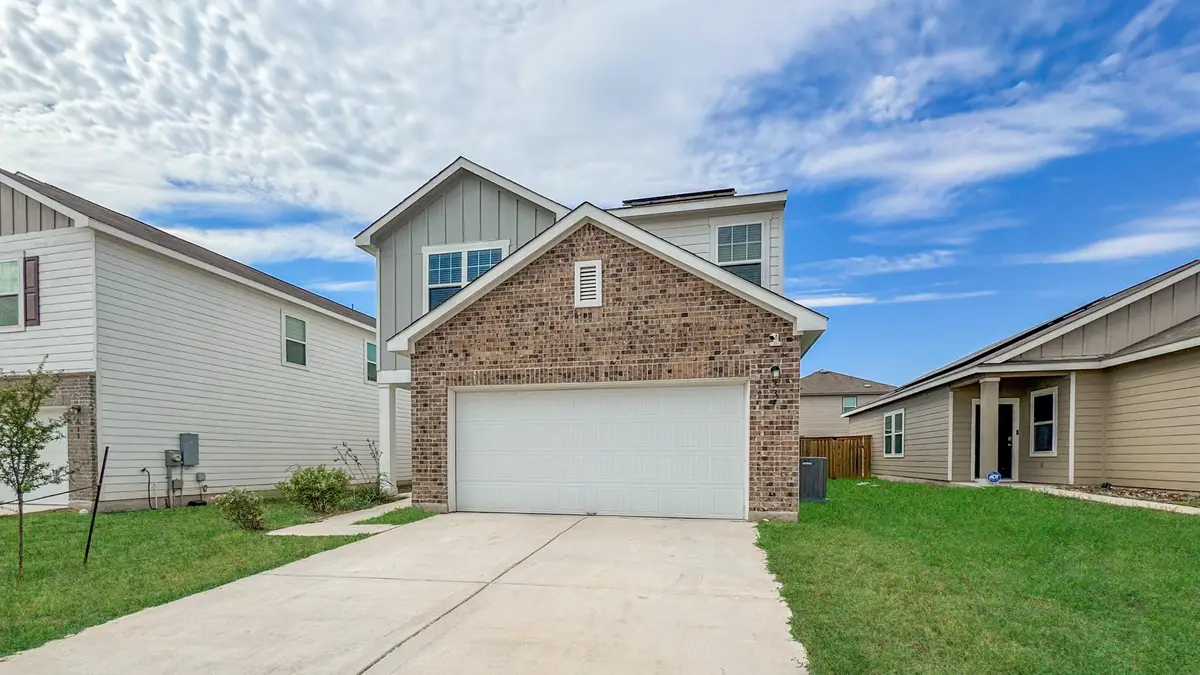 337 Line Of Fire Way, Jarrell, TX 76537 - #1