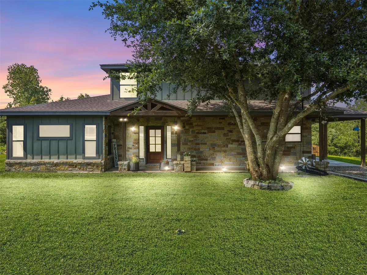 104 Wood Duck Ln, Paige, TX 78659 - #1