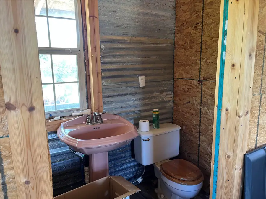 168 Richmond St, McDade, TX 78650 - #3