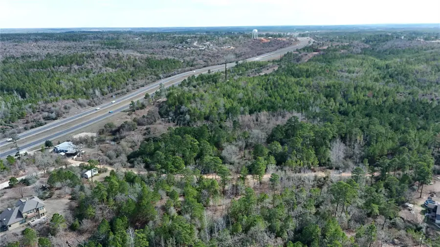 000 Makaha Dr, Bastrop, TX 78602 - Image #3