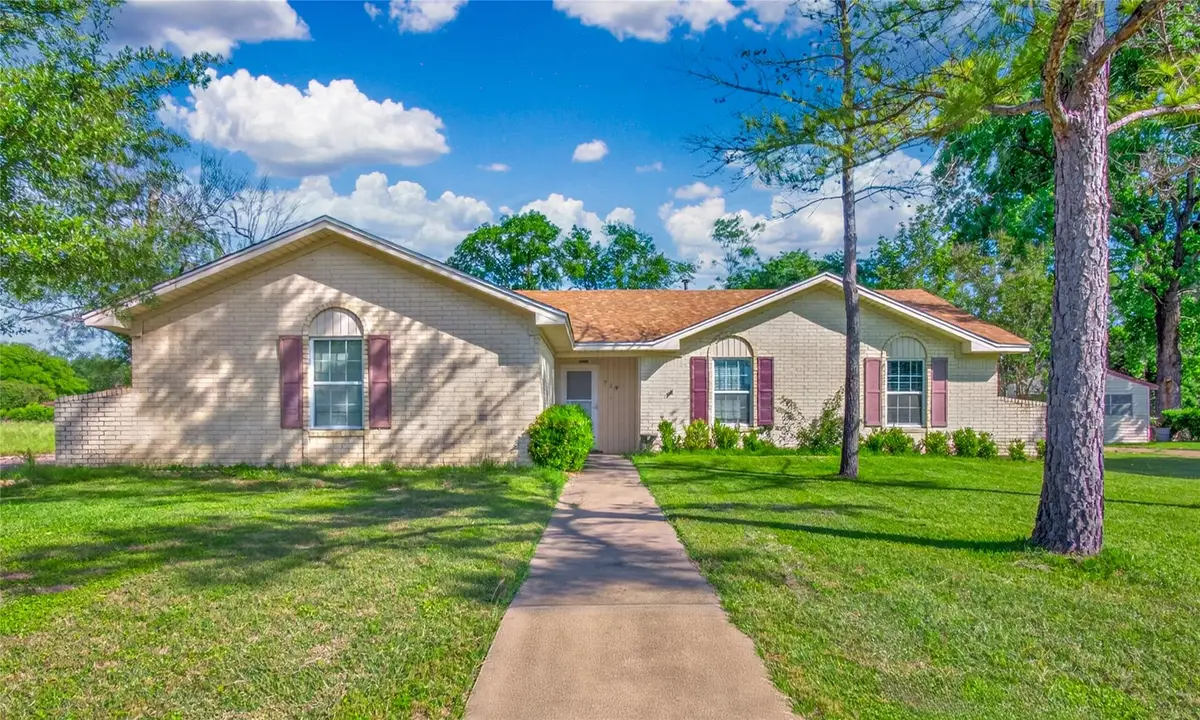 719 W Karnes Dr, Robinson, TX 76706 - #1