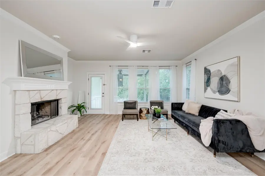 6421 Carrington Dr, Austin, TX 78749 - #3