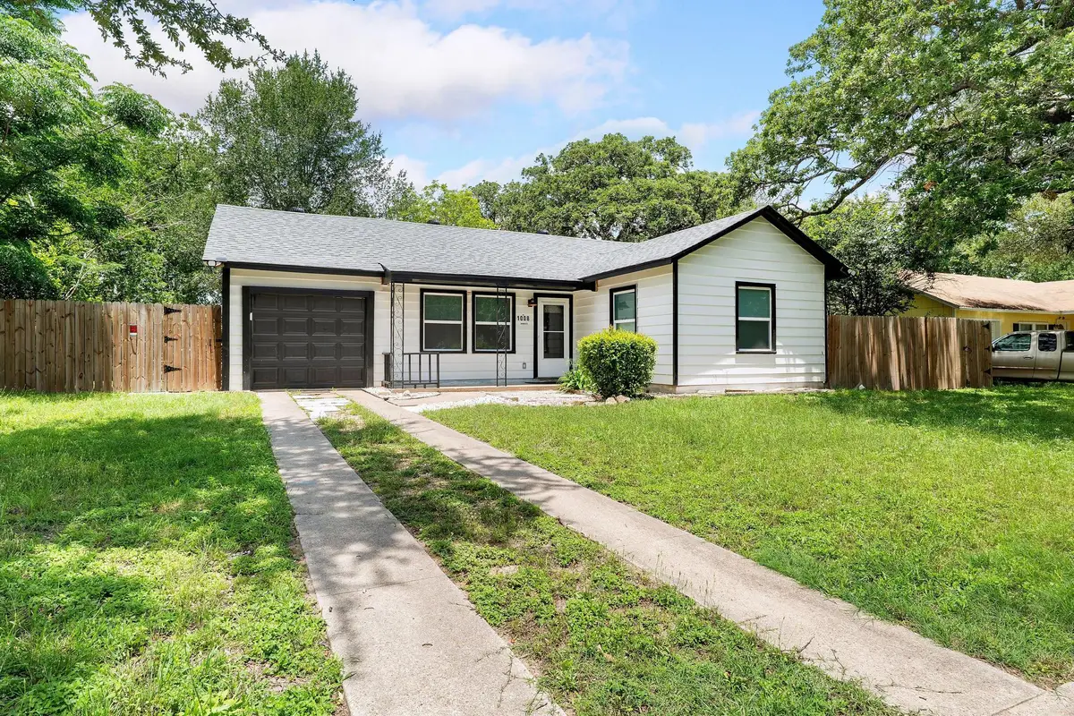 1008 Haley Ave, Rockdale, TX 76567 - #1