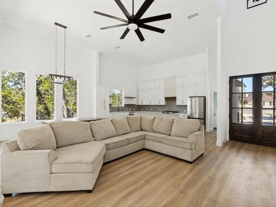 103 Mills Crossing, Bastrop, TX 78602 - #2