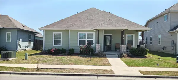 204 Oldbridge Dr, Hutto, TX 78634