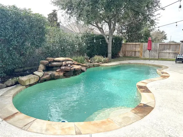 17707 Retreat Ridge Ln, Houston, TX 77095