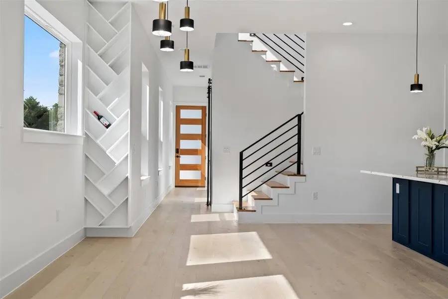 501 E Burton St, Manor, TX 78653 - Image #3