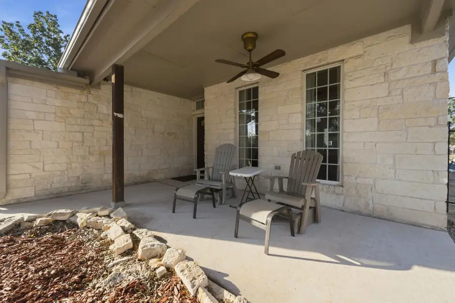 3209 Eisenhower Ave, Lago Vista, TX 78645 - #3