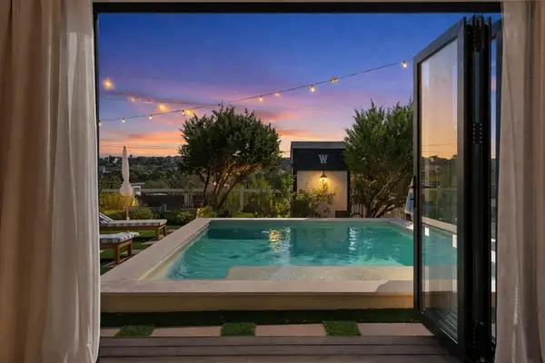 17600 Lake Shore Dr, Dripping Springs, TX 78620