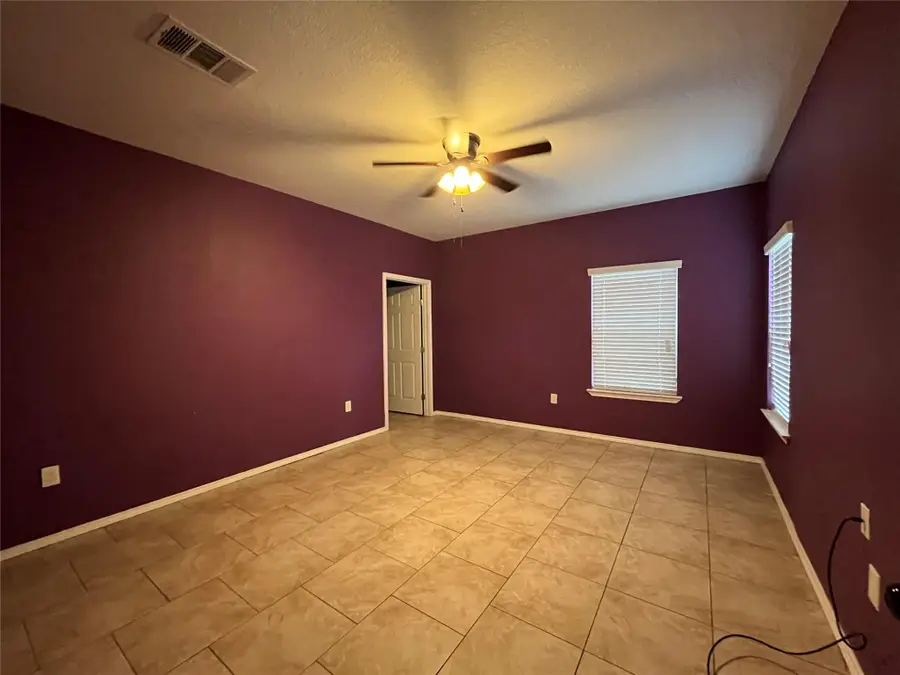 455 High View Ranch Dr, Cedar Creek, TX 78612 - #3