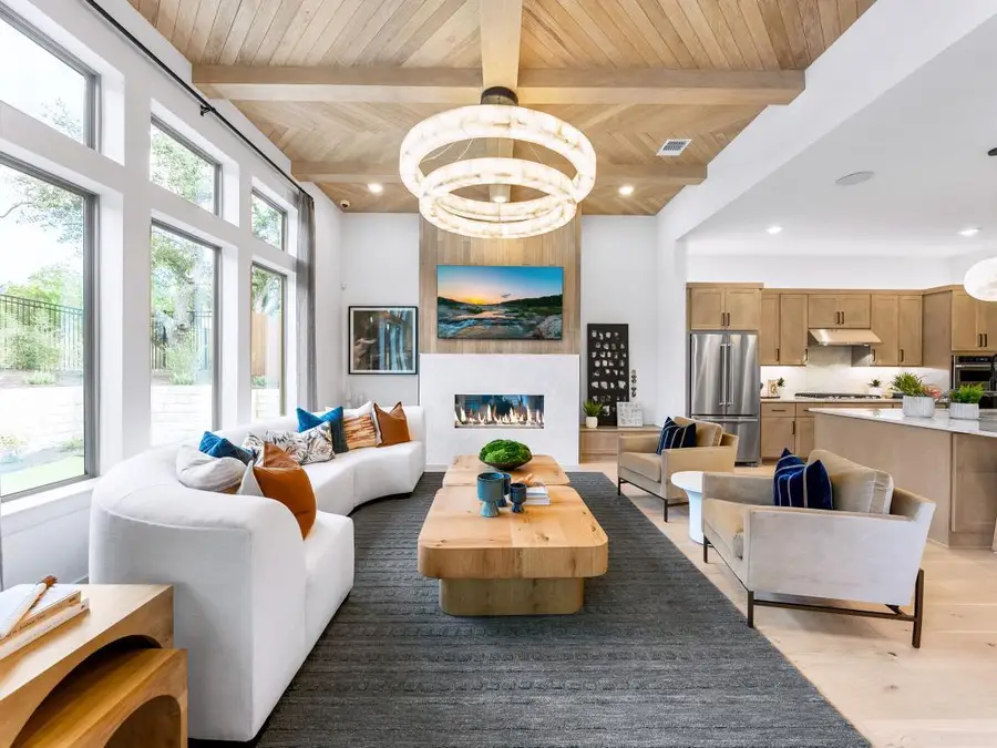 124 Ensberg Ln, Liberty Hill, TX 78642 - #2