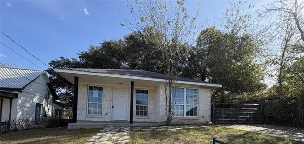 207 S Creek St, Fredericksburg, TX 78624