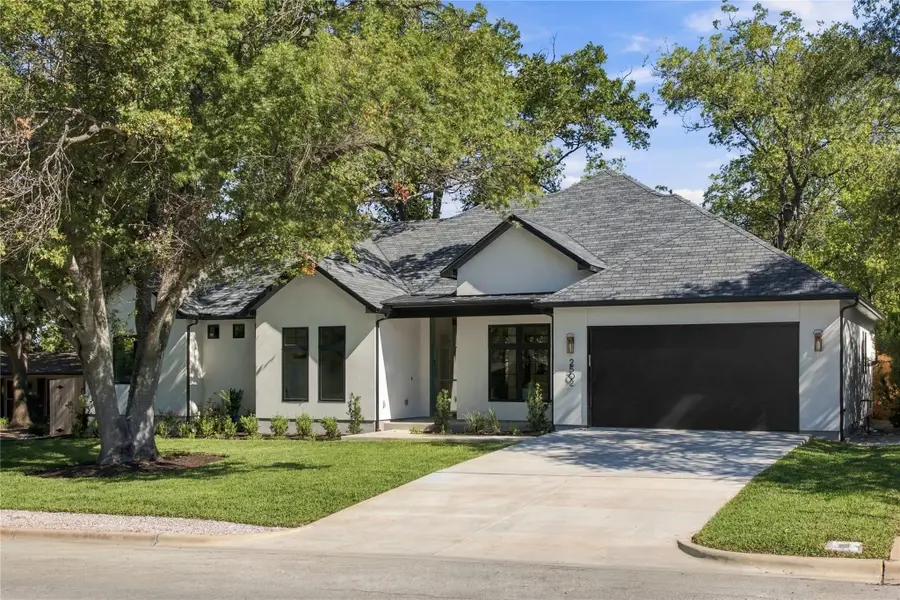 2502 Greenlawn Pkwy, Austin, TX 78757 - #2