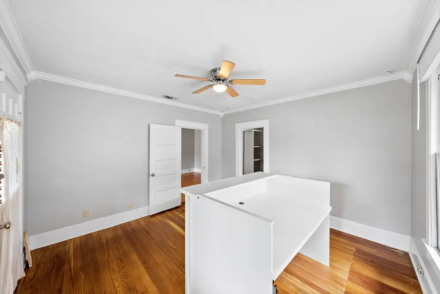 2032 E Cesar Chavez St, Austin, TX 78702 - Image #3