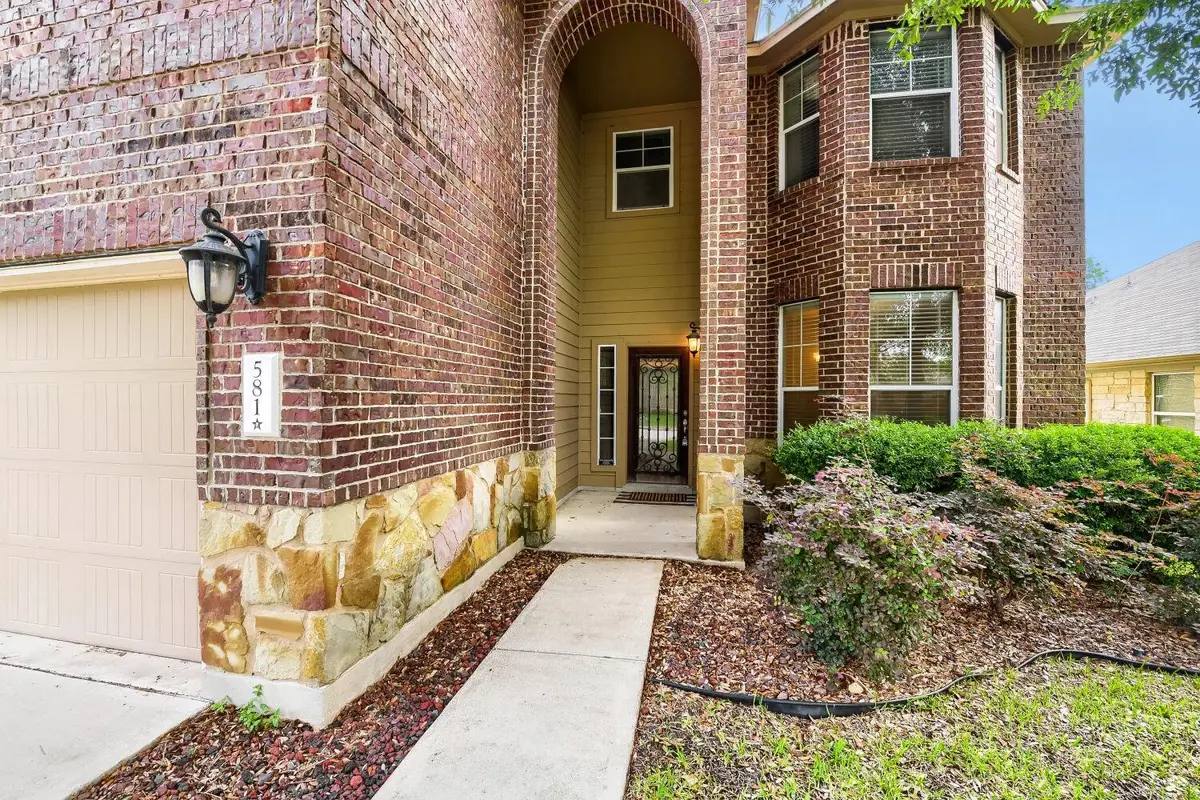 581 Middle Crk, Buda, TX 78610 - #1