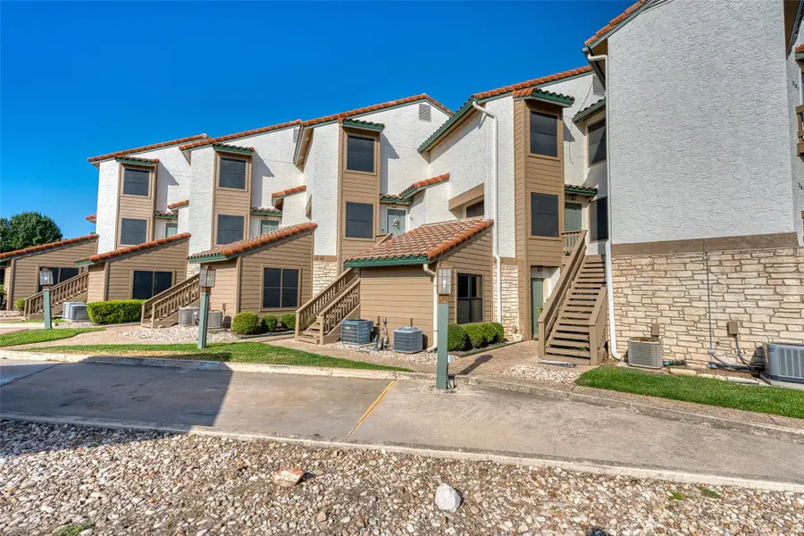 509 Short Circuit #203, Horseshoe Bay, TX 78657 - #3