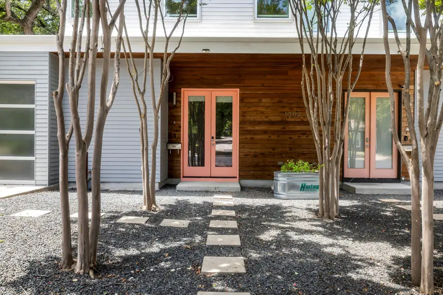 1302 S 5th St #A, Austin, TX 78704 - #2
