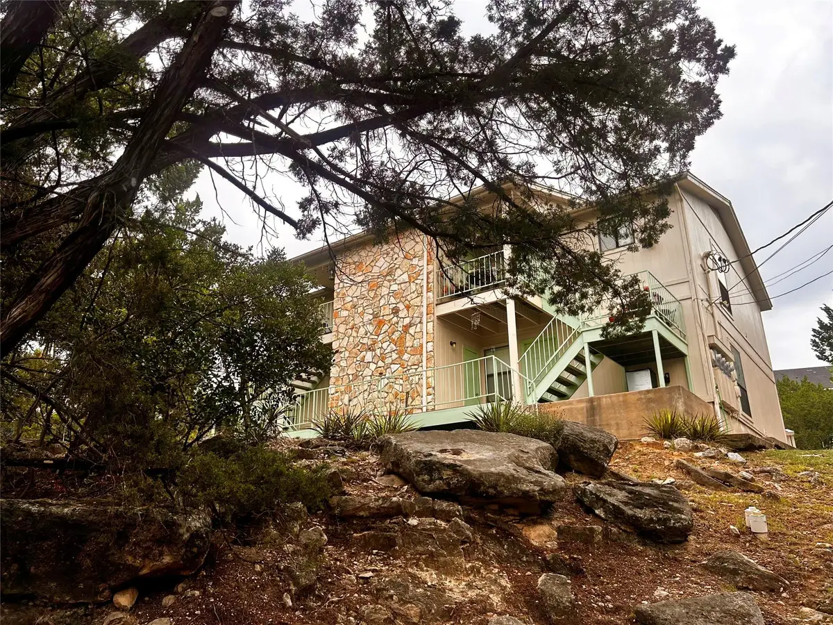 5608 Clubhouse Dr, Lago Vista, TX 78645 - Image #1