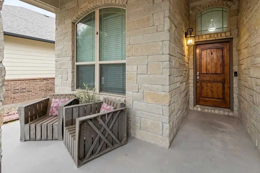409 Bonnet Blvd, Georgetown, TX 78628 - Image #2