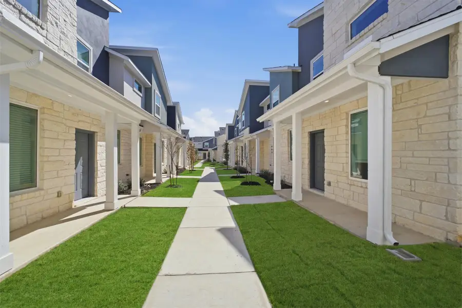 500 Municipal Dr #402, Leander, TX 78641 - #2