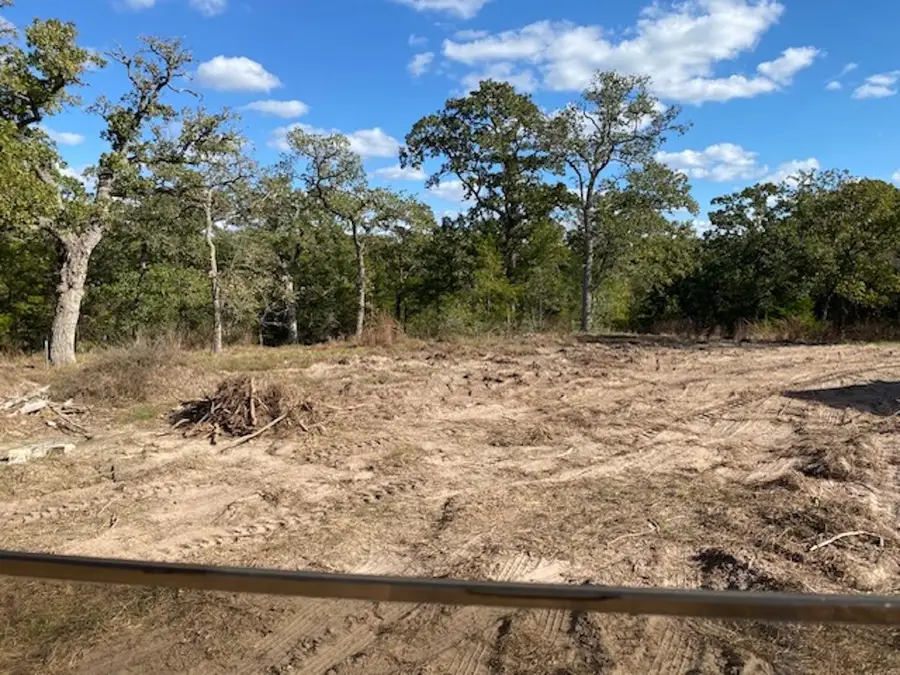 602 Oilers Dr, Somerville, TX 77879 - Image #2