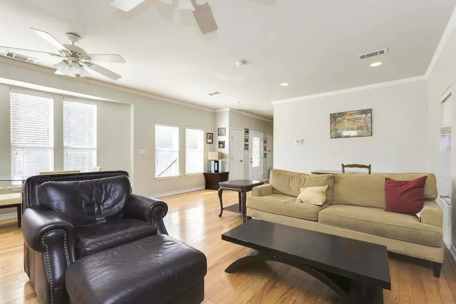 108 E 46th St, Austin, TX 78751 - Image #3