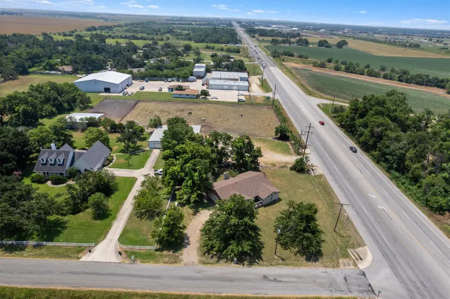 20 County Road 408, Taylor, TX 76574 - #2