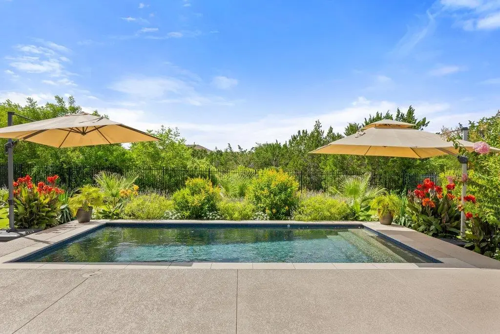 350 Jacksdaw Dr, Austin, TX 78737 - #1