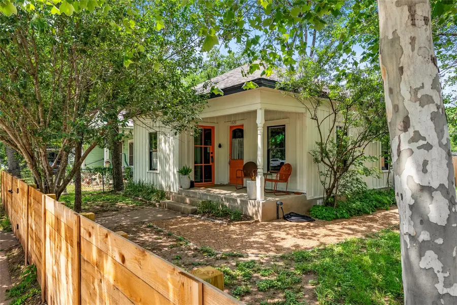 1020 Spence St #A and B, Austin, TX 78702 - #2