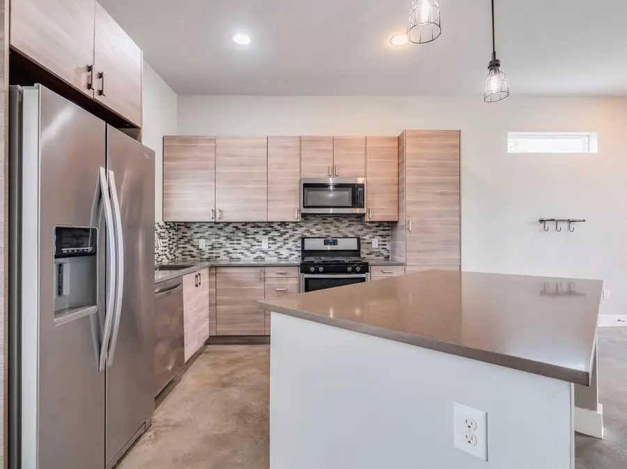 4707 Leslie Ave #A, Austin, TX 78721 - #3