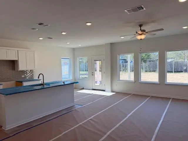 200 Judson St, Bertram, TX 78605 - Image #3