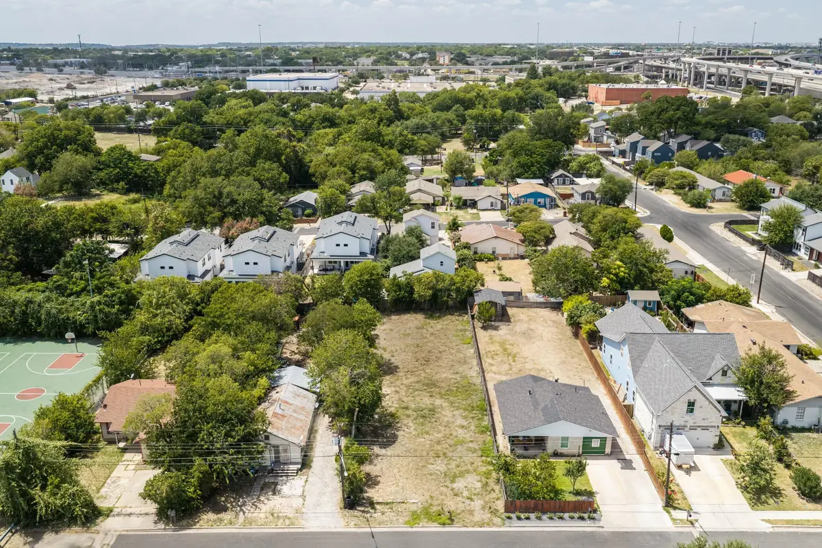 7512 Providence Ave, Austin, TX 78752 - #1
