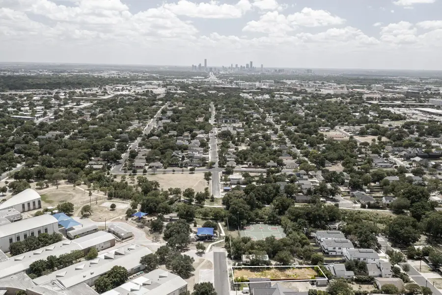 7512 Providence Ave, Austin, TX 78752 - #3