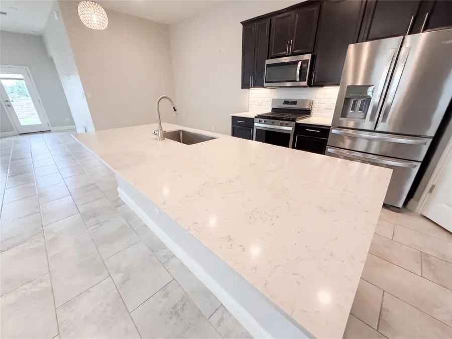 306 Duroc Dr, Hutto, TX 78634 - #2