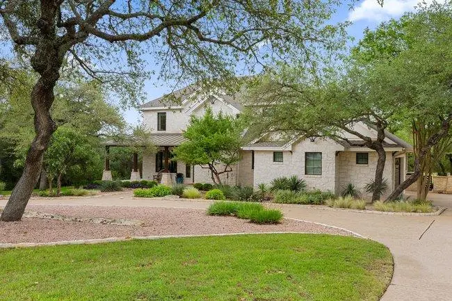 8400 Blazyk Dr, Austin, TX 78737 - #2