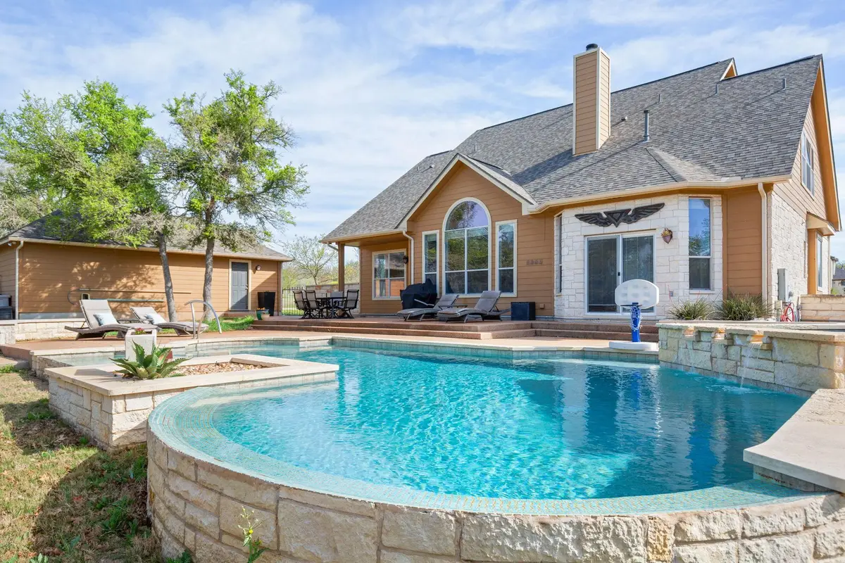 154 Old Settlers Dr, Bastrop, TX 78602 - #1