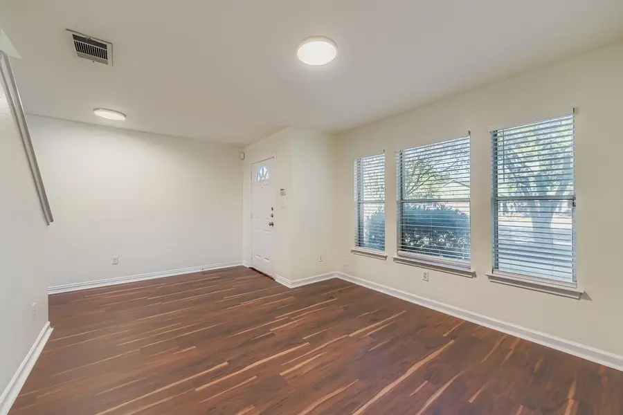 8046 Thaxton Rd, Austin, TX 78747 - Image #2