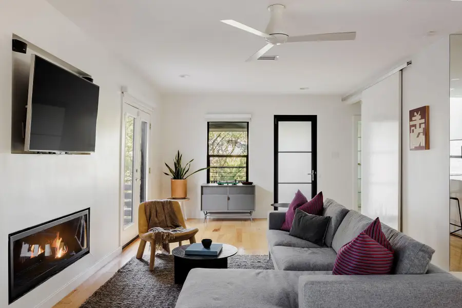 1601 Alameda Dr, Austin, TX 78704 - #2